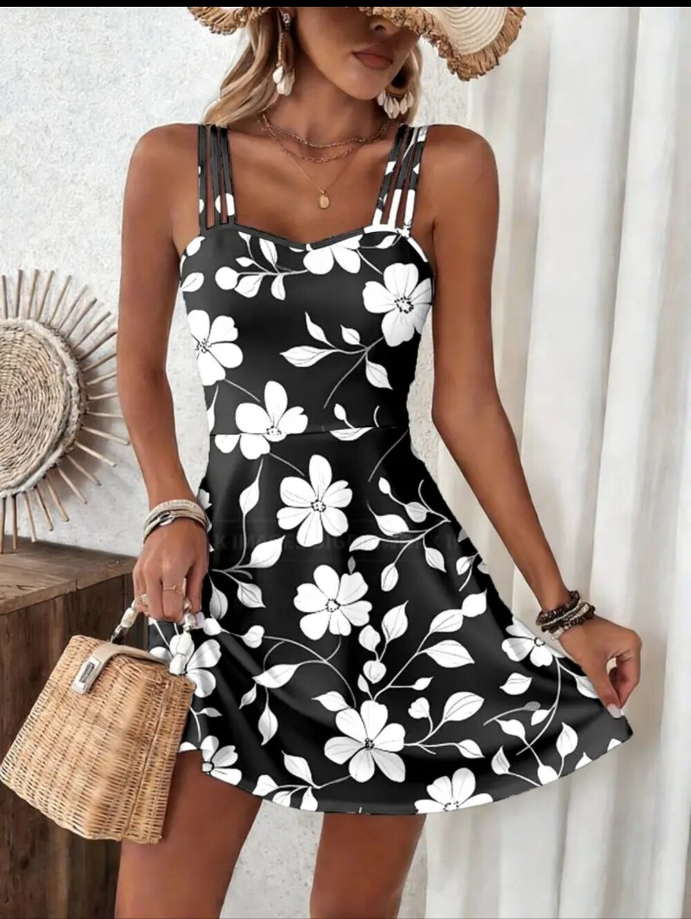 Black And White Floral Strappy Summer Dress Size Large NWOT